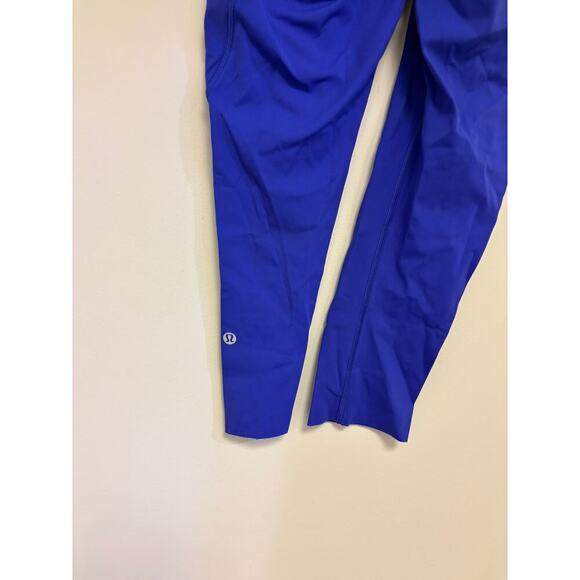 Lululemon Fast & Free Crop II Nulux Size 4 - Picture 8 of 9